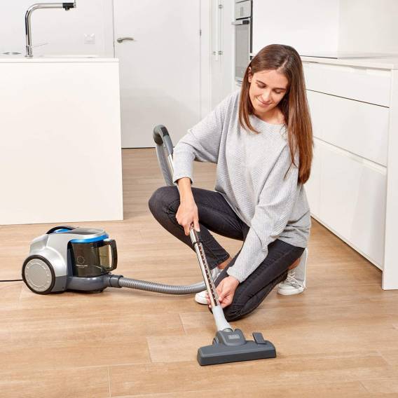 Obrázok pre Šňůrový vysavač Black+Decker BXVML700E