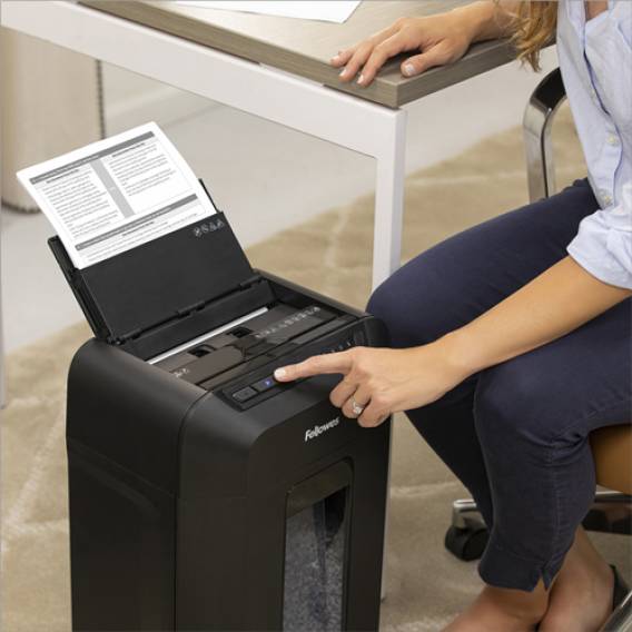 Obrázok pre Fellowes AutoMax 90M skartovačka Na malé částice Černá