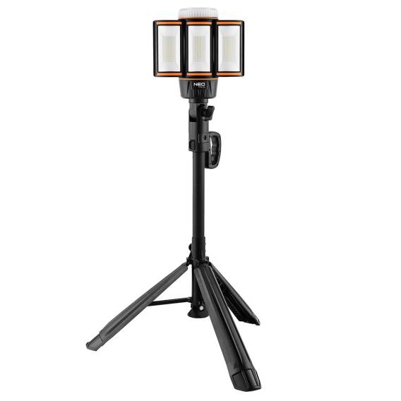 Obrázok pre Battery lamp on stand 5000lm + charger