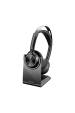 Obrázok pre HP Poly Headset Poly Voyager Focus 2 USB-C s certifikací Microsoft Teams + adaptér USB-C/A + nabíjecí stojan
